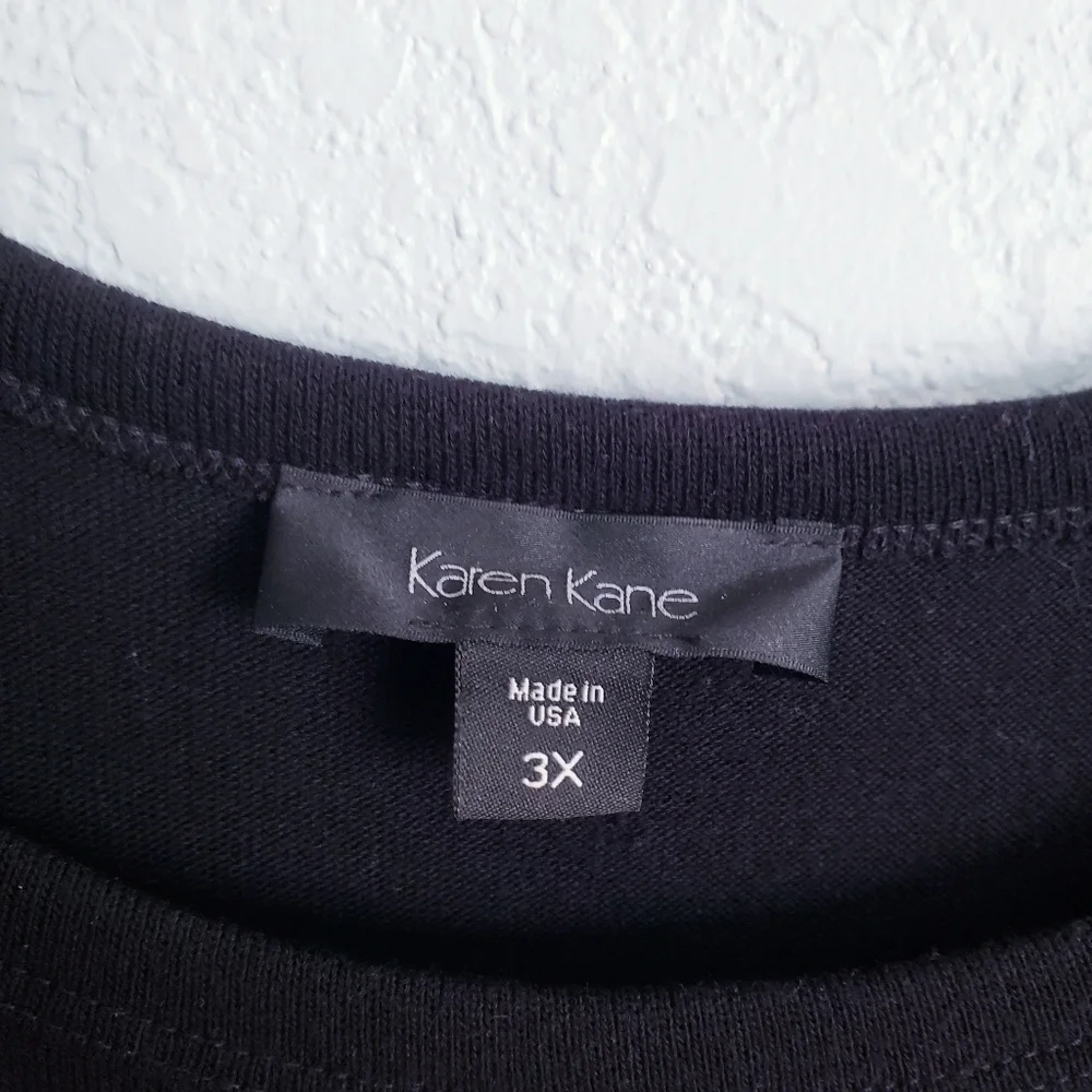 Karen Kane Black Light Sweater Tunic With Tiered Navy Floral Embroidered Lace